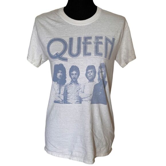 Urban Outfitters Queen Official Merch Light Yellow Tee Shirt Sz Small - Picture 1 of 8